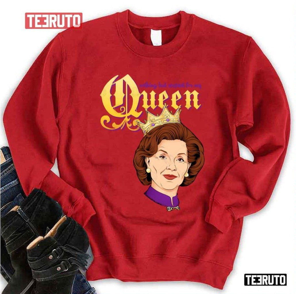Queen Emily Gilmore Unisex T-Shirt