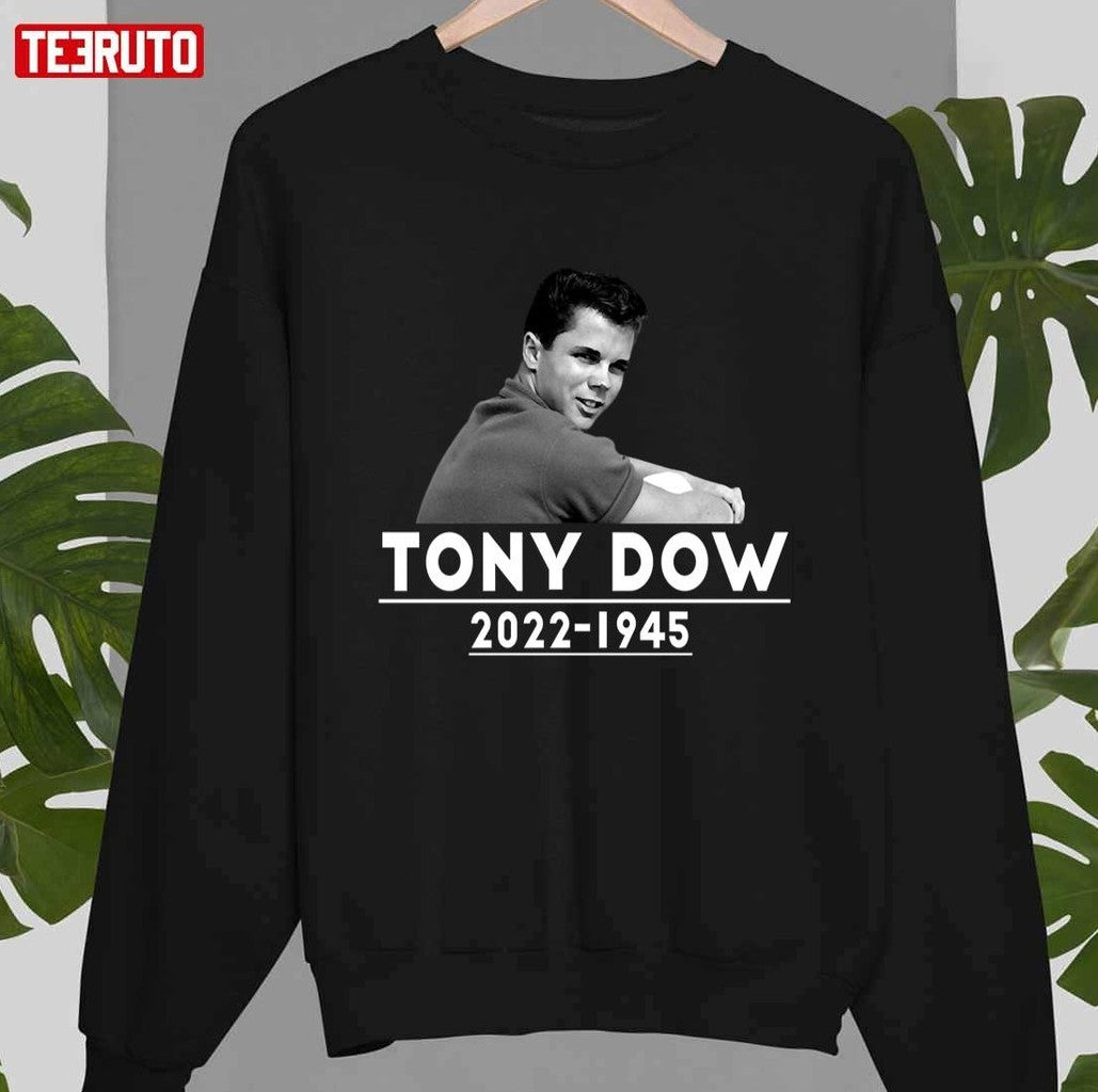 RIP Tony Dow Unisex T-Shirt