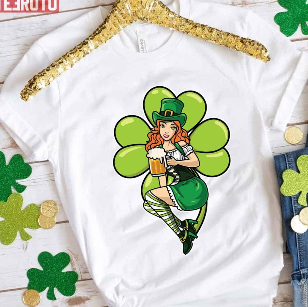 Sexy Irish Girl St Patricks Day Red Head Saint Paddys Unisex T-Shirt
