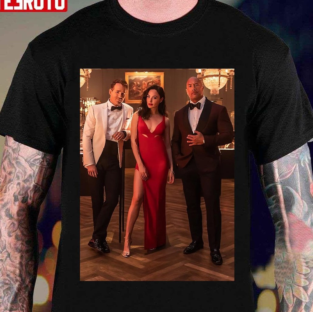 Ryan Reynolds Gal Gadot Dwayne Johnson Red Notice Unisex T-Shirt