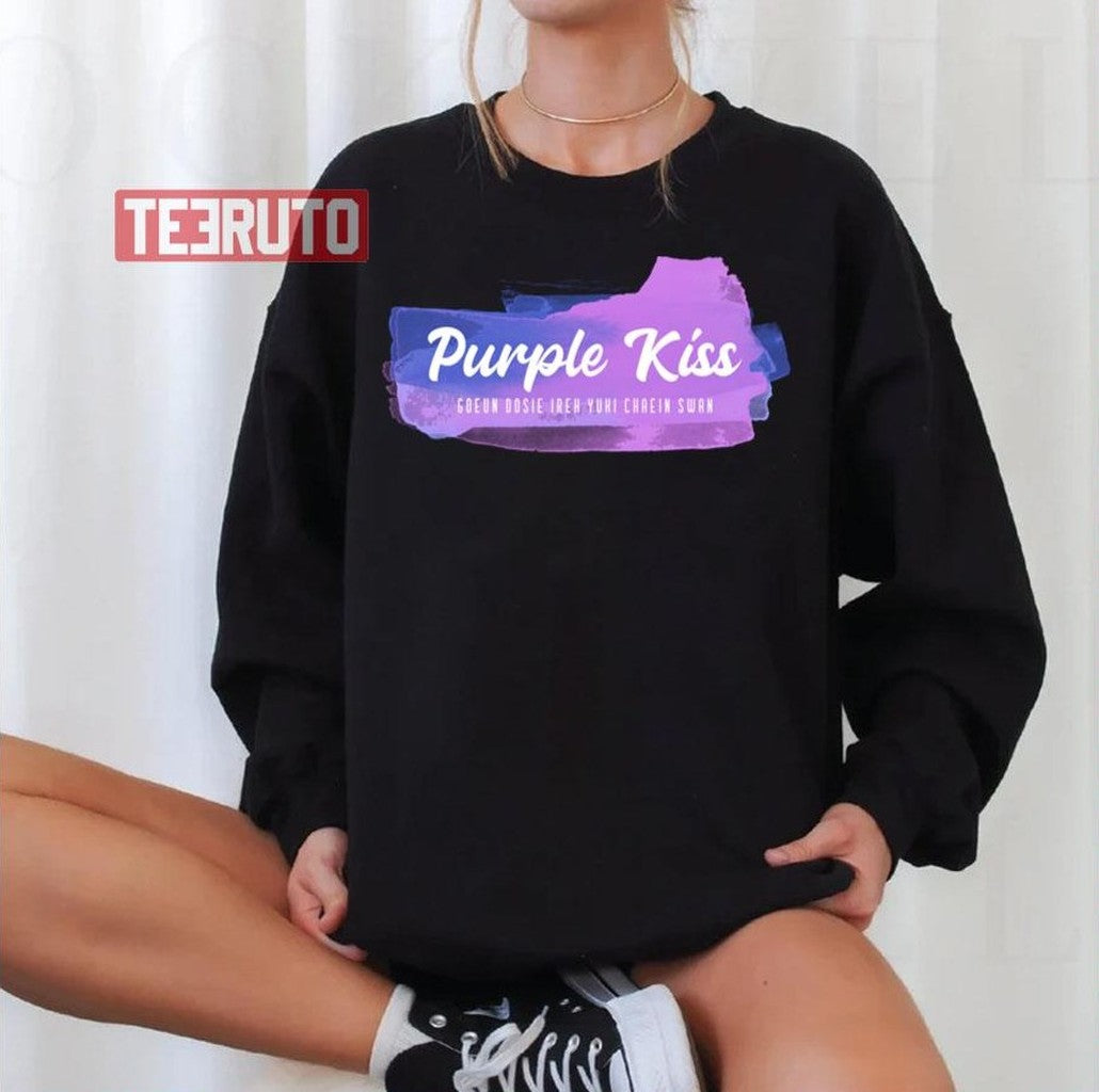 Purple Kiss Smeared Lipstick Kpop Unisex T-Shirt