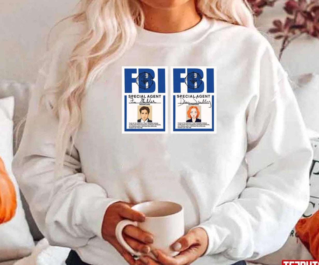 Mulder And Scully Fbi Badges Unisex Hoodie