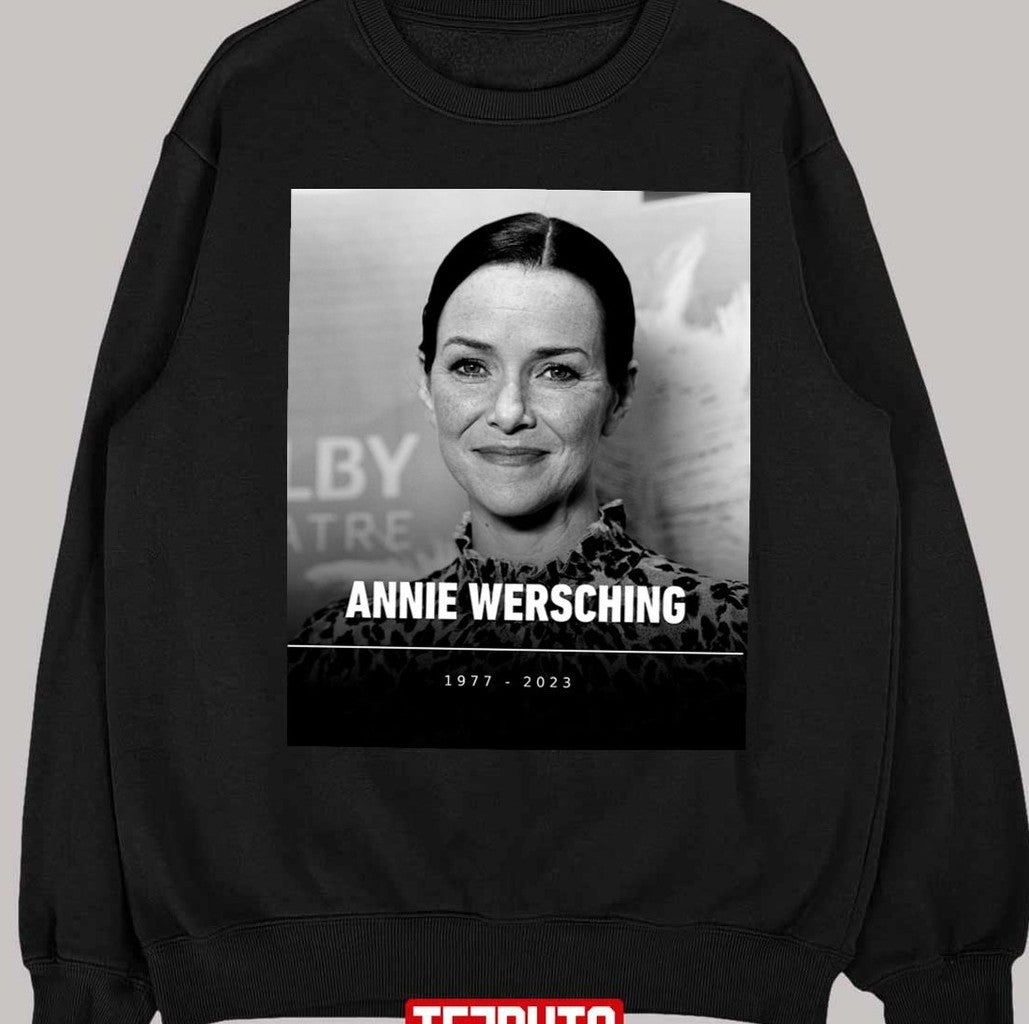 Annie Wersching Photographic Rip Unisex T-Shirt