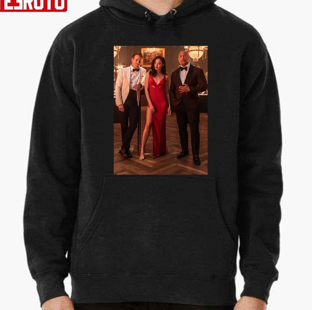 Ryan Reynolds Gal Gadot Dwayne Johnson Red Notice Unisex T-Shirt