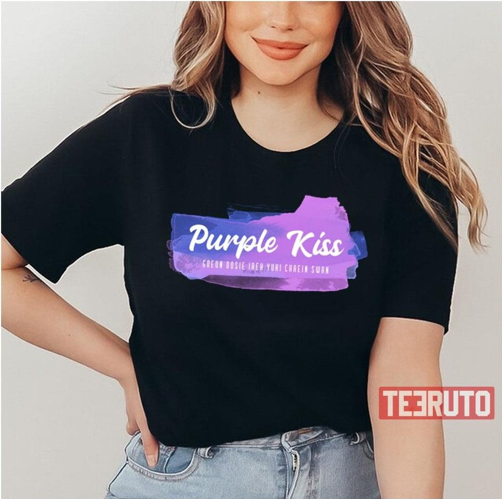 Purple Kiss Smeared Lipstick Kpop Unisex T-Shirt