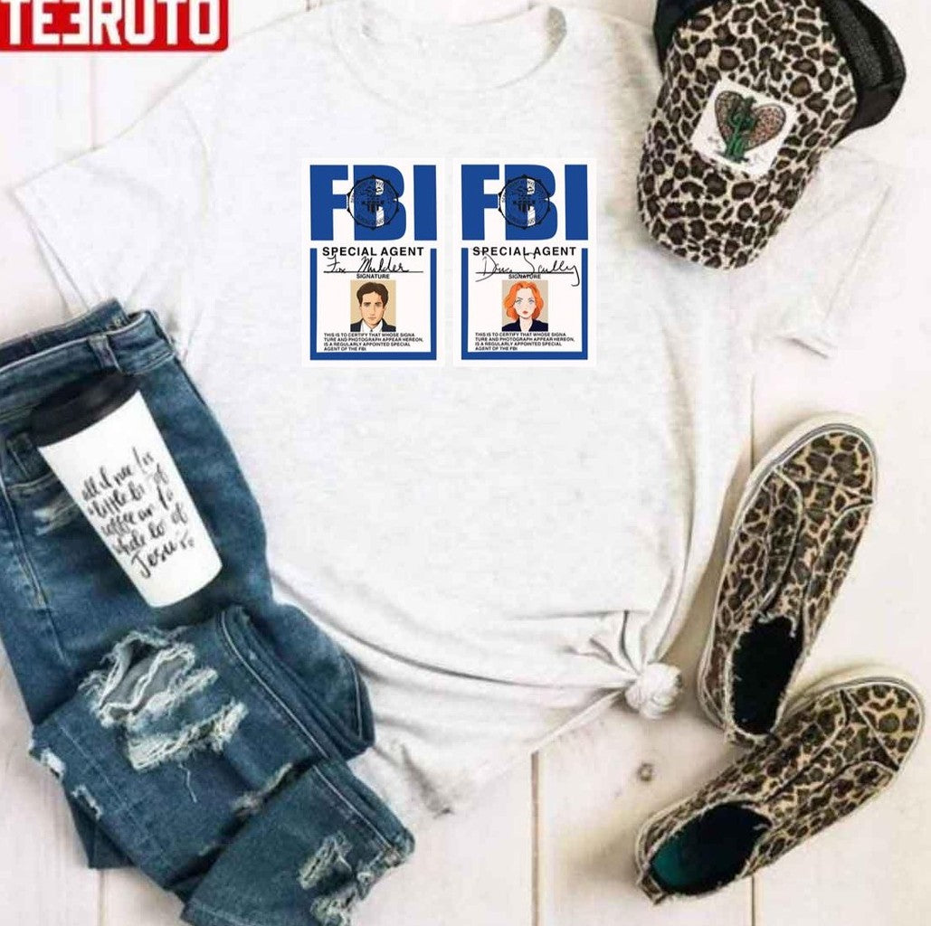 Mulder And Scully Fbi Badges Unisex Hoodie