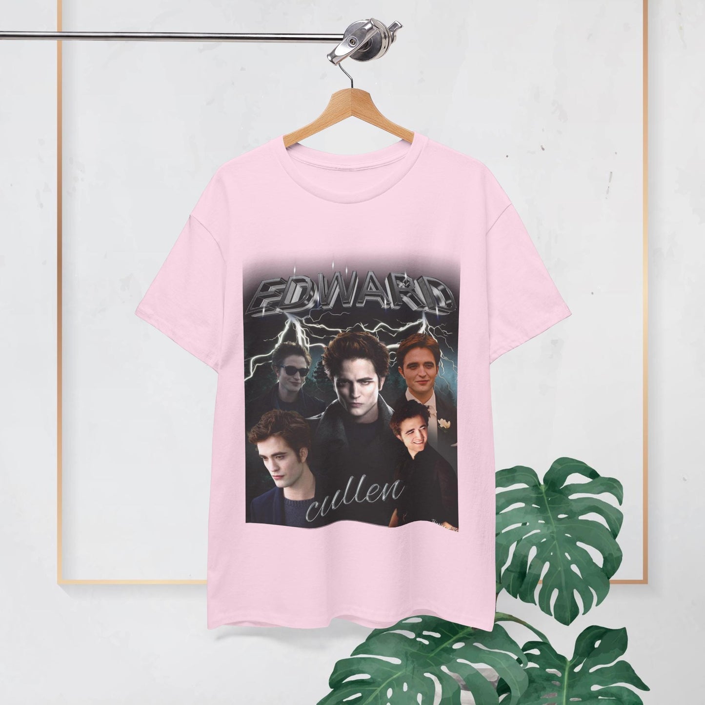 Edward Cullen twilight saga shirt,for aunt,jacob black,alice cullen tshirt,jasper hale twilight shirt,robert pattinson shirt,bella swan