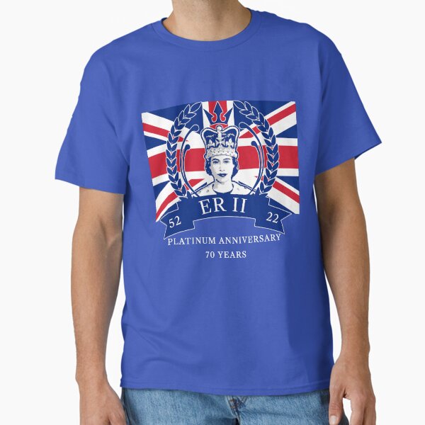 Queen Elizabeth II PLATINUM Jubilee 70 Years with Union Jack Classic T-Shirt