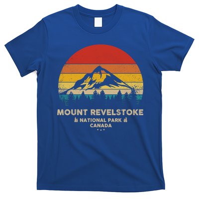 Mount Revelstoke Gift Canadian National Park Retro Souvenir Funny Gift T-Shirt