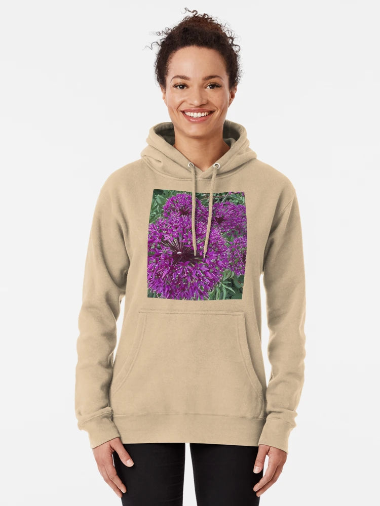 Starburst Allium – Purple Globe Floral by Petalography Classic T-Shirt